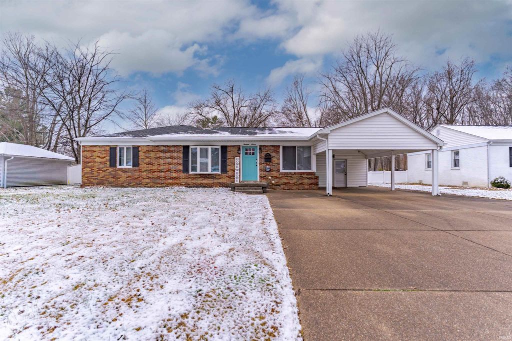 1916 N Villa Drive, Evansville, IN 47711