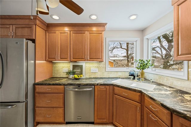 126 Marwood Road, Greece, NY 14616