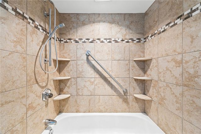 126 Marwood Road, Greece, NY 14616