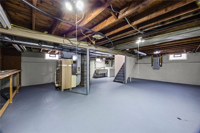 126 Marwood Road, Greece, NY 14616