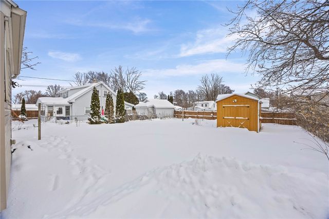 126 Marwood Road, Greece, NY 14616