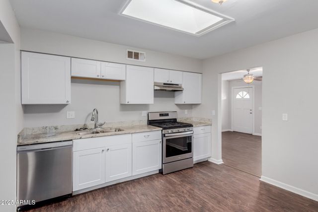 8104 E JACOB Avenue, Mesa, AZ 85209