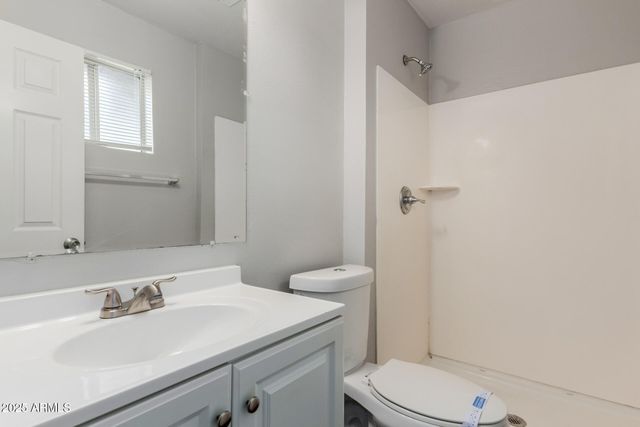 8104 E JACOB Avenue, Mesa, AZ 85209