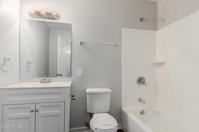 8104 E JACOB Avenue, Mesa, AZ 85209