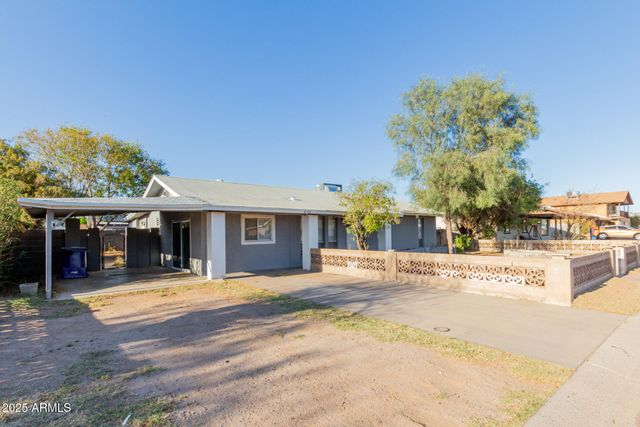 8104 E JACOB Avenue, Mesa, AZ 85209