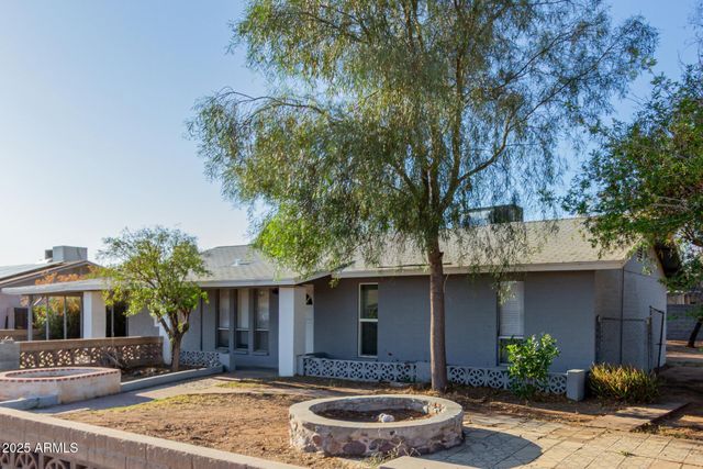 8104 E JACOB Avenue, Mesa, AZ 85209