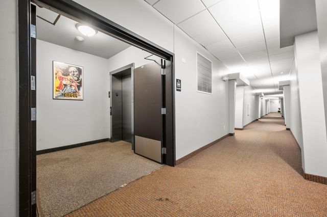 15 E Franklin Avenue 210, Minneapolis, MN 55404