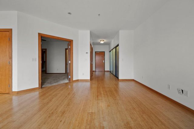 15 E Franklin Avenue 210, Minneapolis, MN 55404