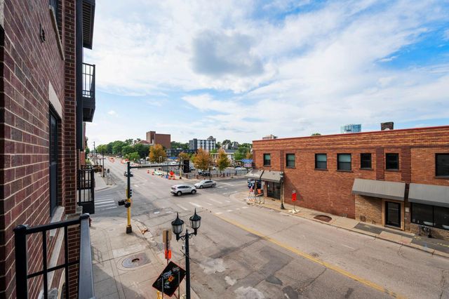 15 E Franklin Avenue 210, Minneapolis, MN 55404