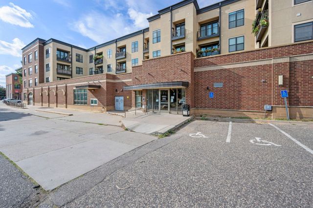 15 E Franklin Avenue 210, Minneapolis, MN 55404