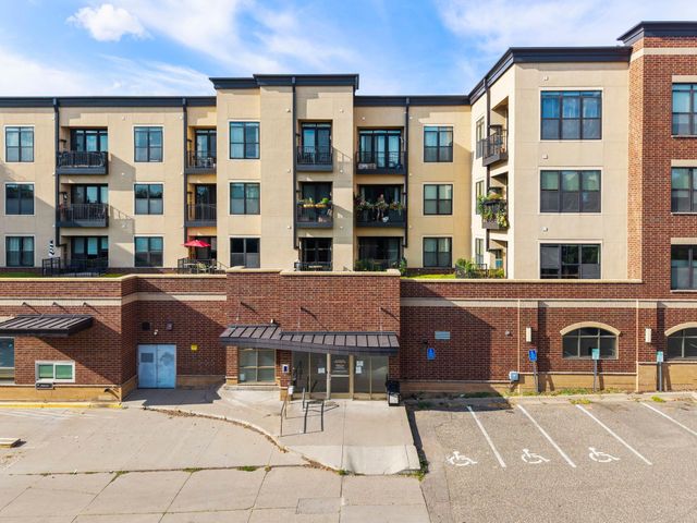 15 E Franklin Avenue 210, Minneapolis, MN 55404