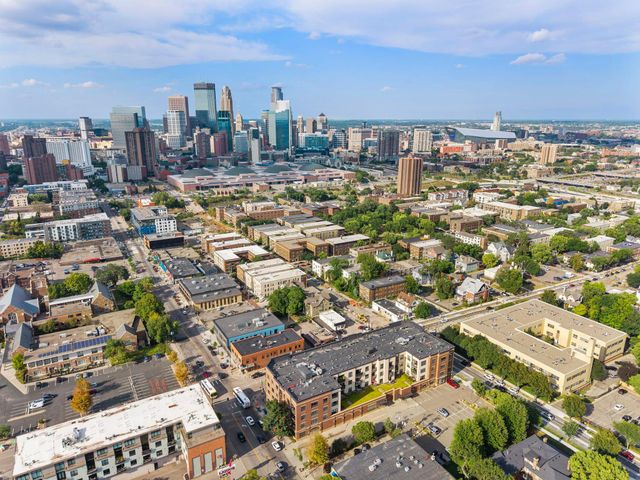 15 E Franklin Avenue 210, Minneapolis, MN 55404