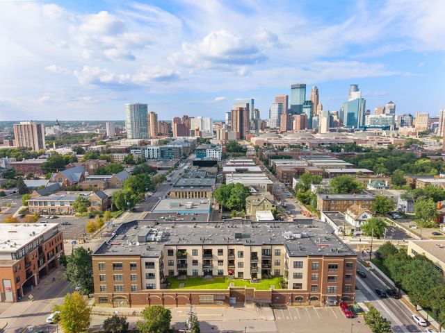 15 E Franklin Avenue 210, Minneapolis, MN 55404