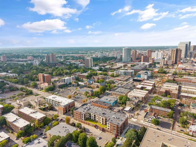 15 E Franklin Avenue 210, Minneapolis, MN 55404