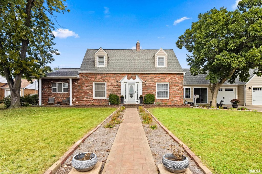 917 W TRUITT Avenue, Chillicothe, IL 61523