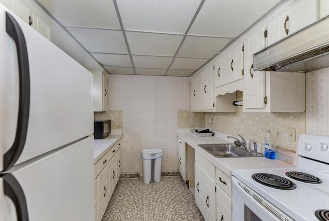 830 Elder Road B303, Homewood, IL 60430