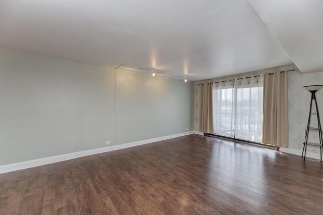 830 Elder Road B303, Homewood, IL 60430