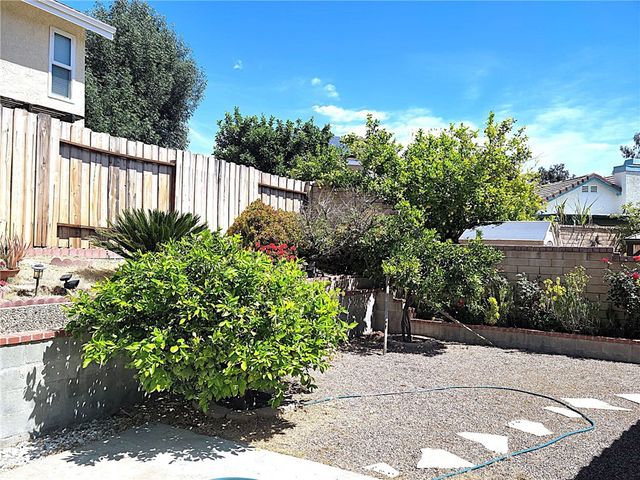 19663 Bruces Place, Canyon Country, CA 91351