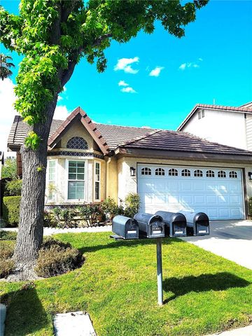 19663 Bruces Place, Canyon Country, CA 91351