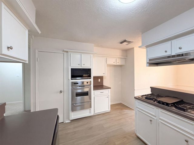 4514 Arapajo Street, Pasadena, TX 77504