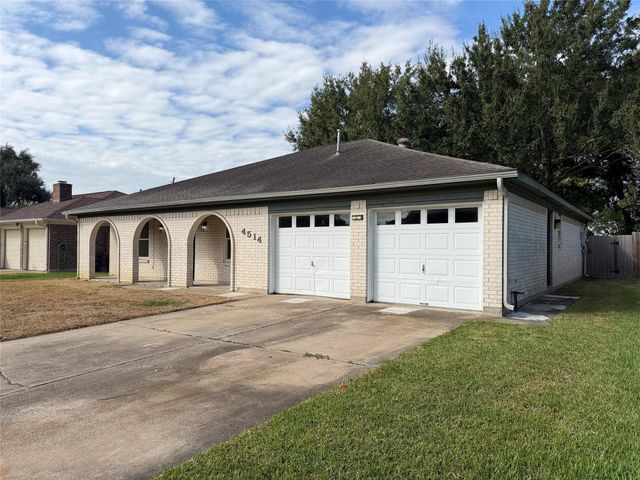 4514 Arapajo Street, Pasadena, TX 77504