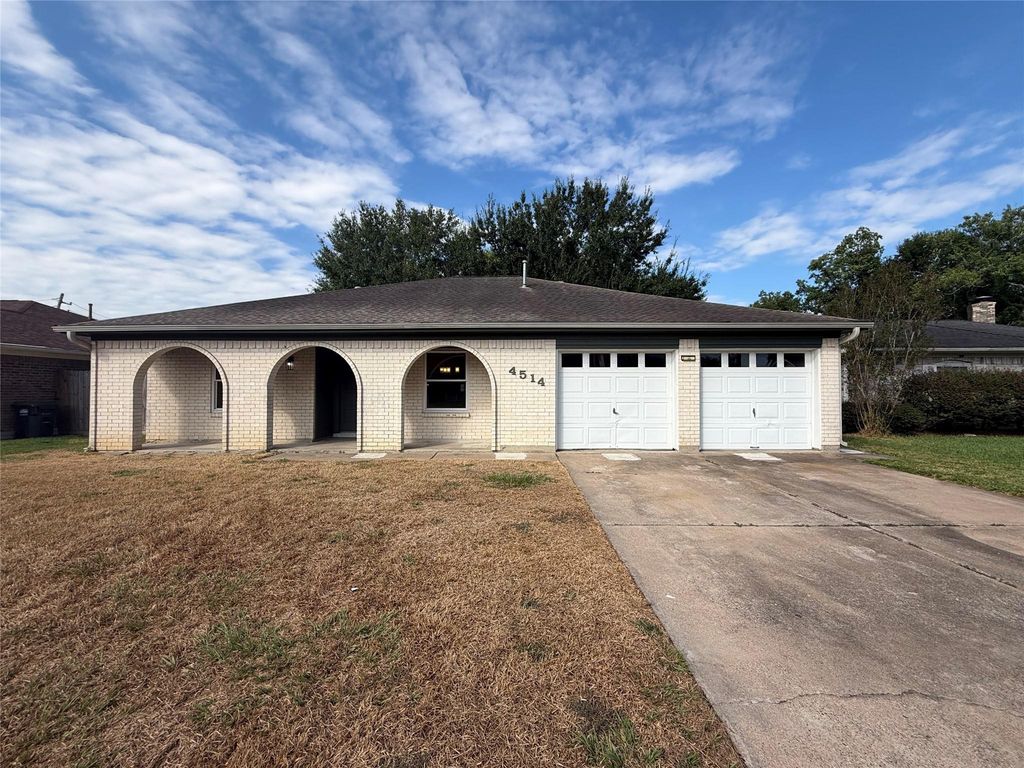 4514 Arapajo Street, Pasadena, TX 77504