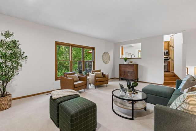 1191 Duckwood Trail, Eagan, MN 55123