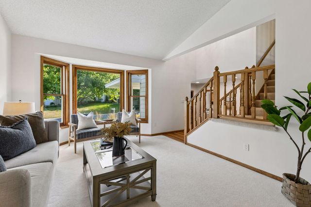 1191 Duckwood Trail, Eagan, MN 55123