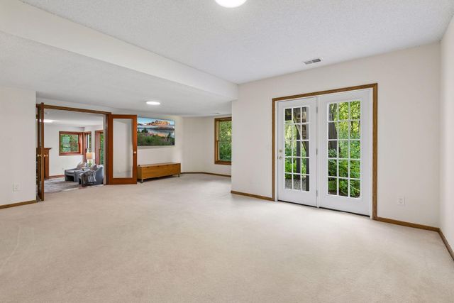 1191 Duckwood Trail, Eagan, MN 55123