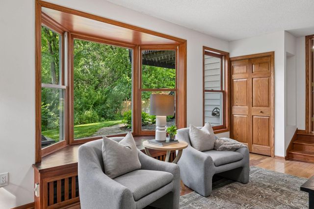 1191 Duckwood Trail, Eagan, MN 55123