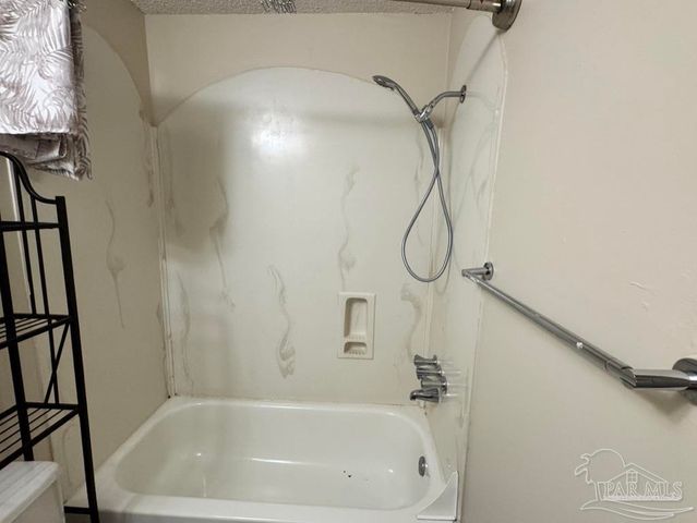 1500 Johnson Ave 128, Pensacola, FL 32514