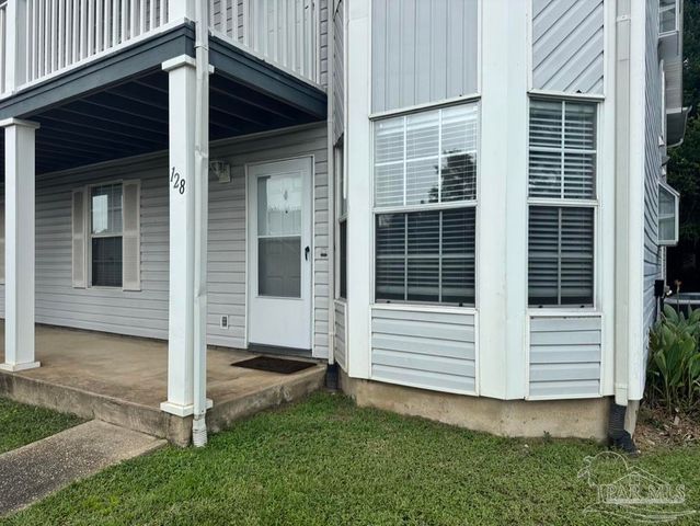 1500 Johnson Ave 128, Pensacola, FL 32514