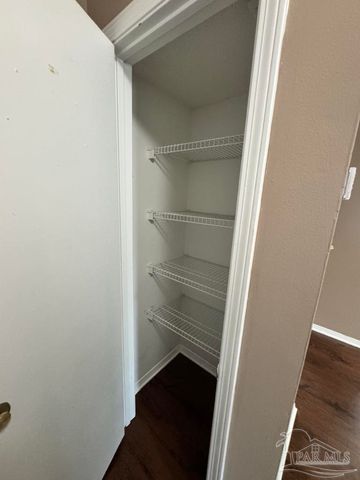 1500 Johnson Ave 128, Pensacola, FL 32514