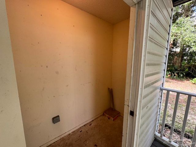 1500 Johnson Ave 128, Pensacola, FL 32514