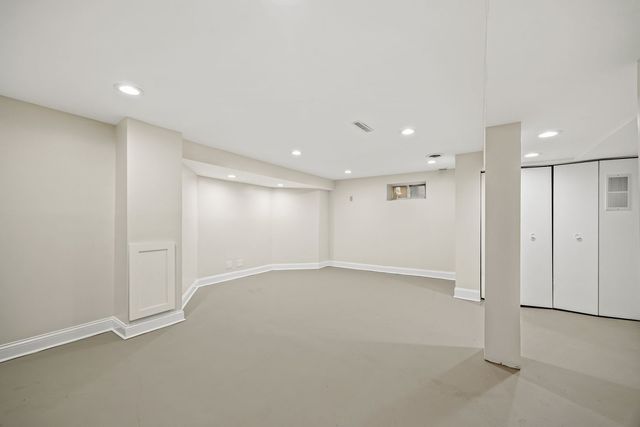 9908 S Maplewood Avenue, Chicago, IL 60655