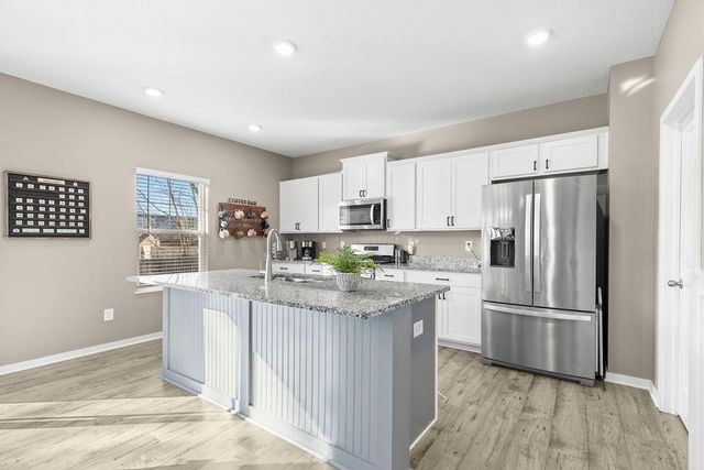 373 Kells Court W, Newark, OH 43055