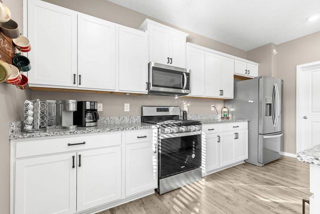 373 Kells Court W, Newark, OH 43055