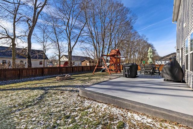 373 Kells Court W, Newark, OH 43055