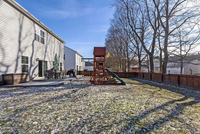 373 Kells Court W, Newark, OH 43055