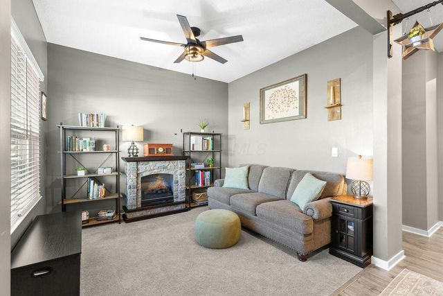 373 Kells Court W, Newark, OH 43055