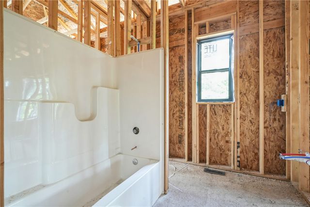 3931 Windfall Drive NW, Cedar Rapids, IA 52405
