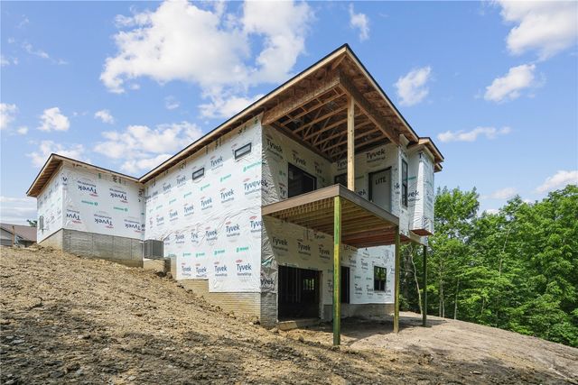 3931 Windfall Drive NW, Cedar Rapids, IA 52405