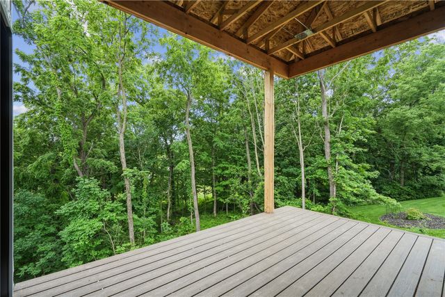 3931 Windfall Drive NW, Cedar Rapids, IA 52405
