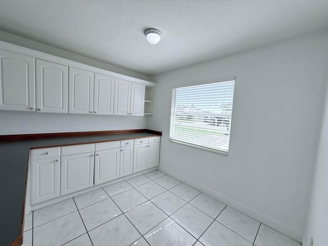 368 14th Place SW, Vero Beach, FL 32962