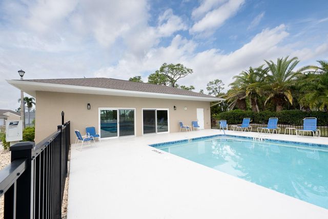 12235 SW KINGSWAY CIRCLE C6, Arcadia, FL 34269