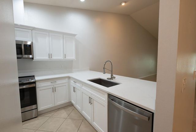 12235 SW KINGSWAY CIRCLE C6, Arcadia, FL 34269