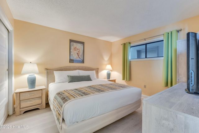 1615 Lake Park Boulevard S Unit 709, Carolina Beach, NC 28428