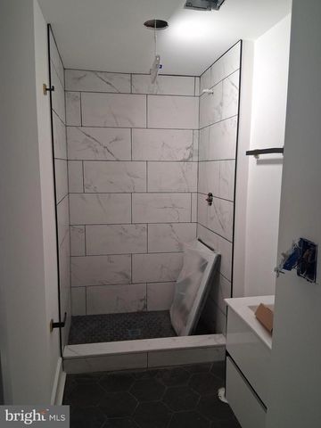 2926 OAKLEY AVE, Baltimore, MD 21215