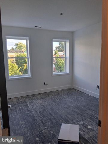 2926 OAKLEY AVE, Baltimore, MD 21215