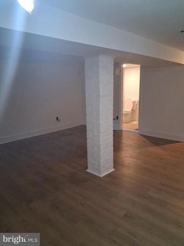 2926 OAKLEY AVE, Baltimore, MD 21215